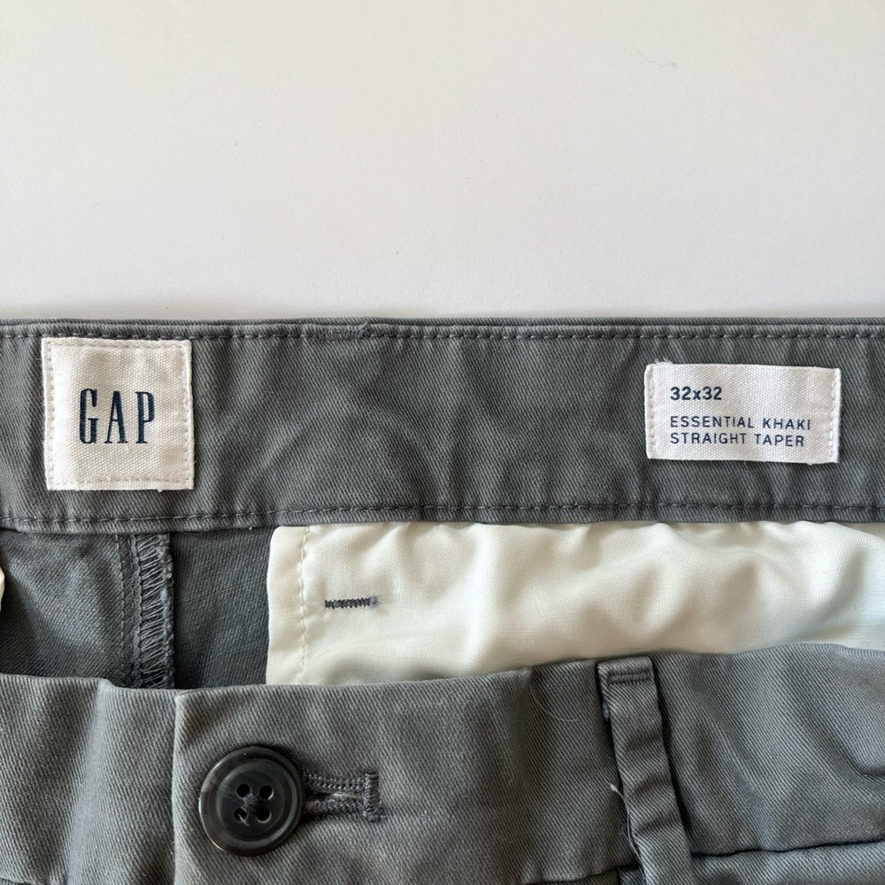 GAP Men's Charcoal Chinos